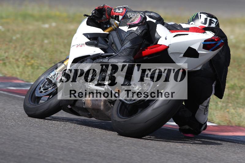 Archiv-2022/26 18.06.2022 Dannhoff Racing ADR/Gruppe B/backside